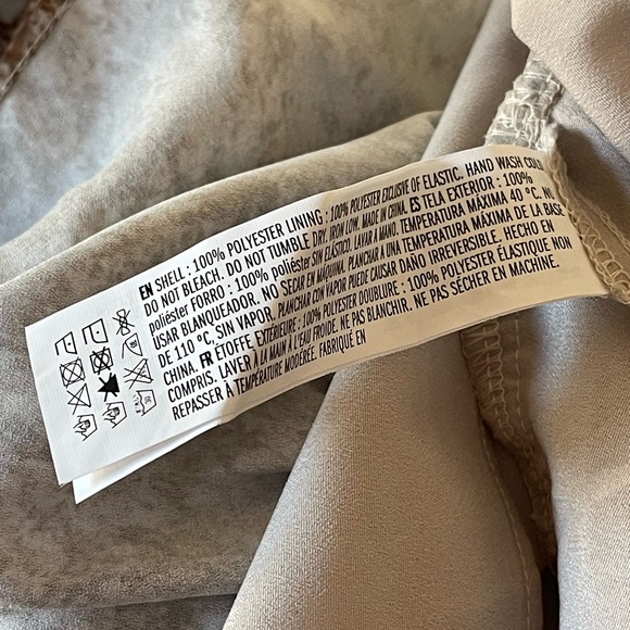 Endless Rose Metallic Animal Print Mini Dress Sz S Gold Ruffles Tier Long Sleeve - Picture 15 of 15